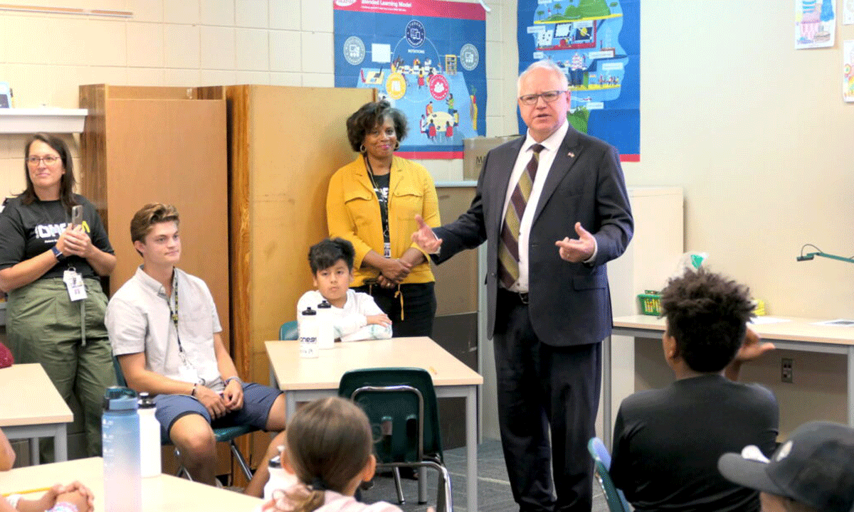 Minnesota Gov. Tim Walz on July 19, 2023, taught a fourth grade class a science lesson about the food chain at the Eagle Ridge Middle School in Savage. (Michelle Griffith, Minnesota Reformer)